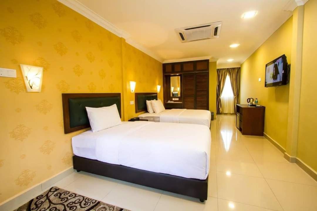 New Kesuma Villa Exclusive Stay Parit Raja Exterior foto